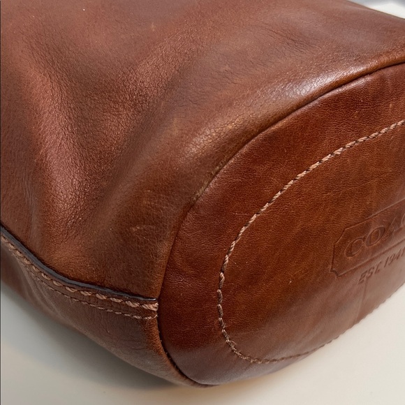 Coach Bleeker Smooth Vachetta Leather Whiskey Chunky Buckle Bucket Bag 11422 - Picture 5 of 16